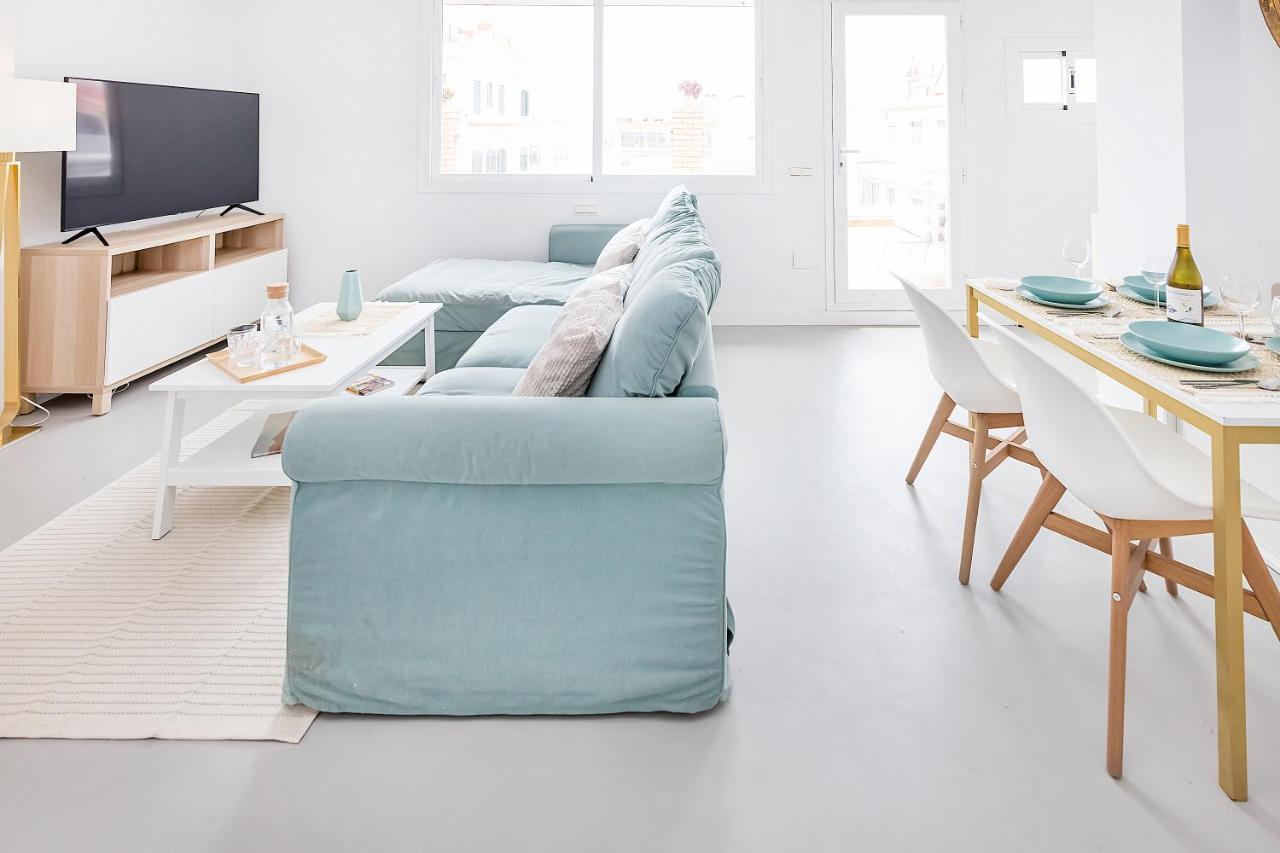 Homey Apt- Atico Con Vistas A La Catedral マラガ エクステリア 写真