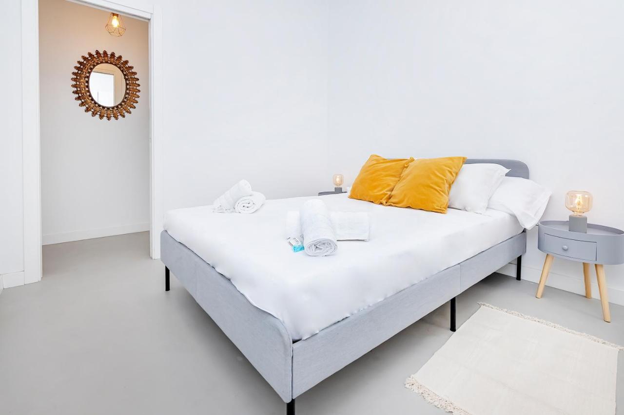 Homey Apt- Atico Con Vistas A La Catedral マラガ エクステリア 写真